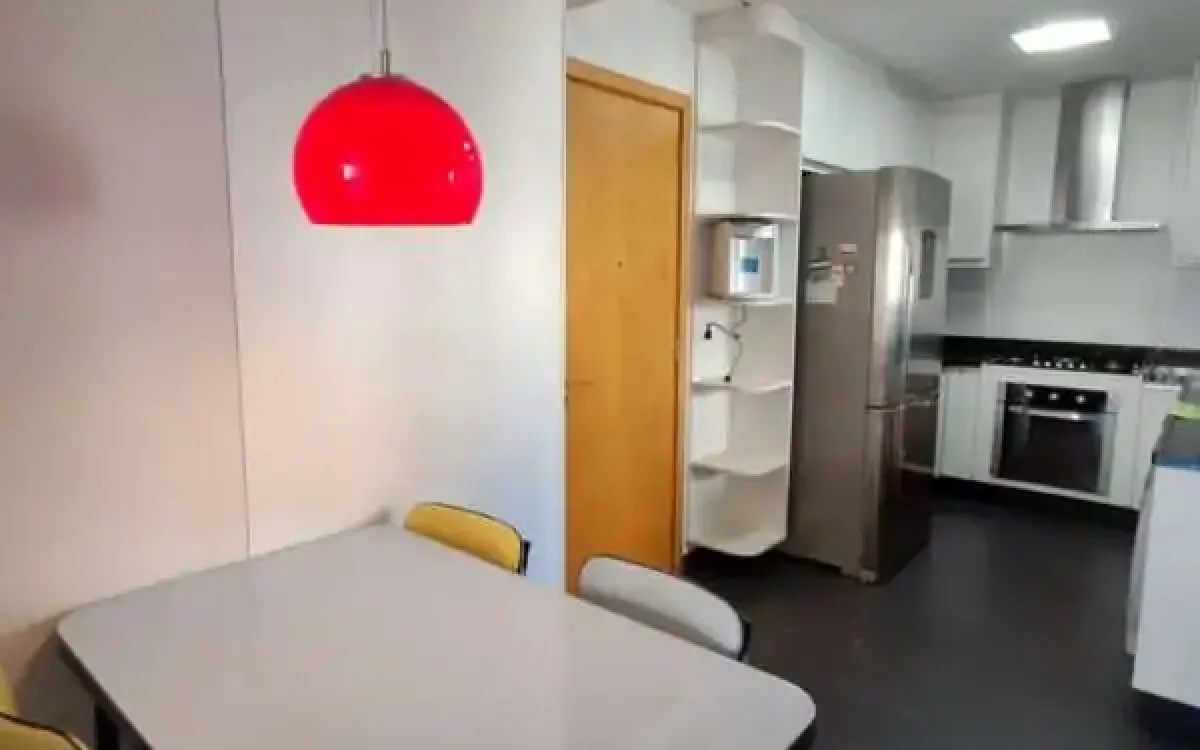 Cozinha ampla Apartamento mobiliado de 4 quartos para alugar no Vila da Serra Edifício Perfil