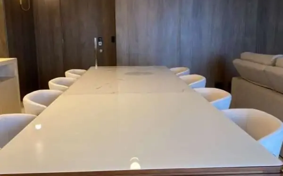 Sala de jantar Apartamento mobiliado de 3 suítes para alugar no Vila da Serra Prime House
